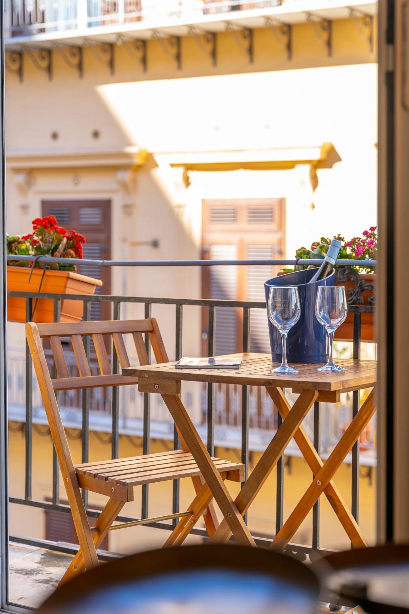 Natoli Apartments Palermo Eksteriør bilde