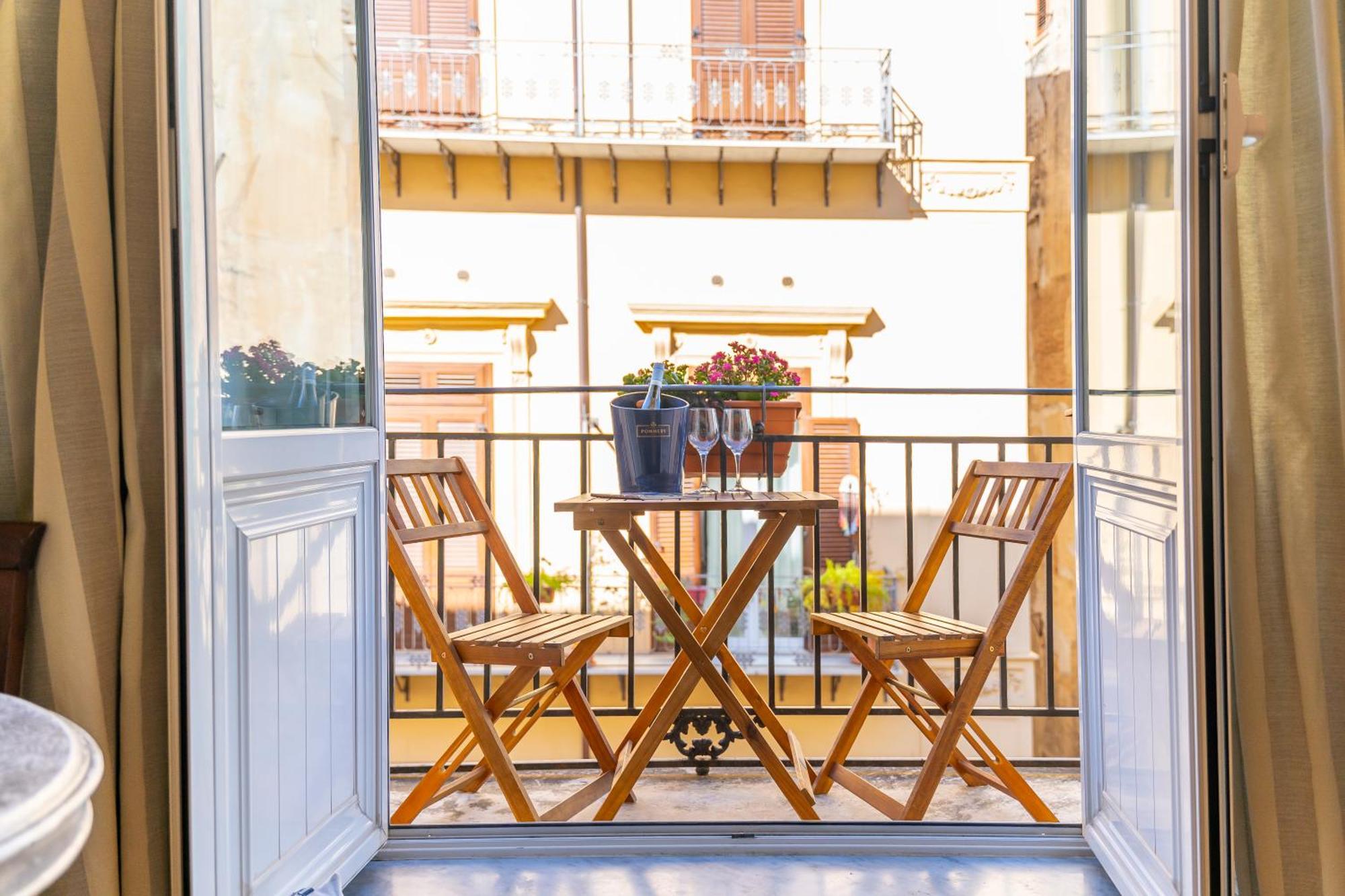 Natoli Apartments Palermo Eksteriør bilde